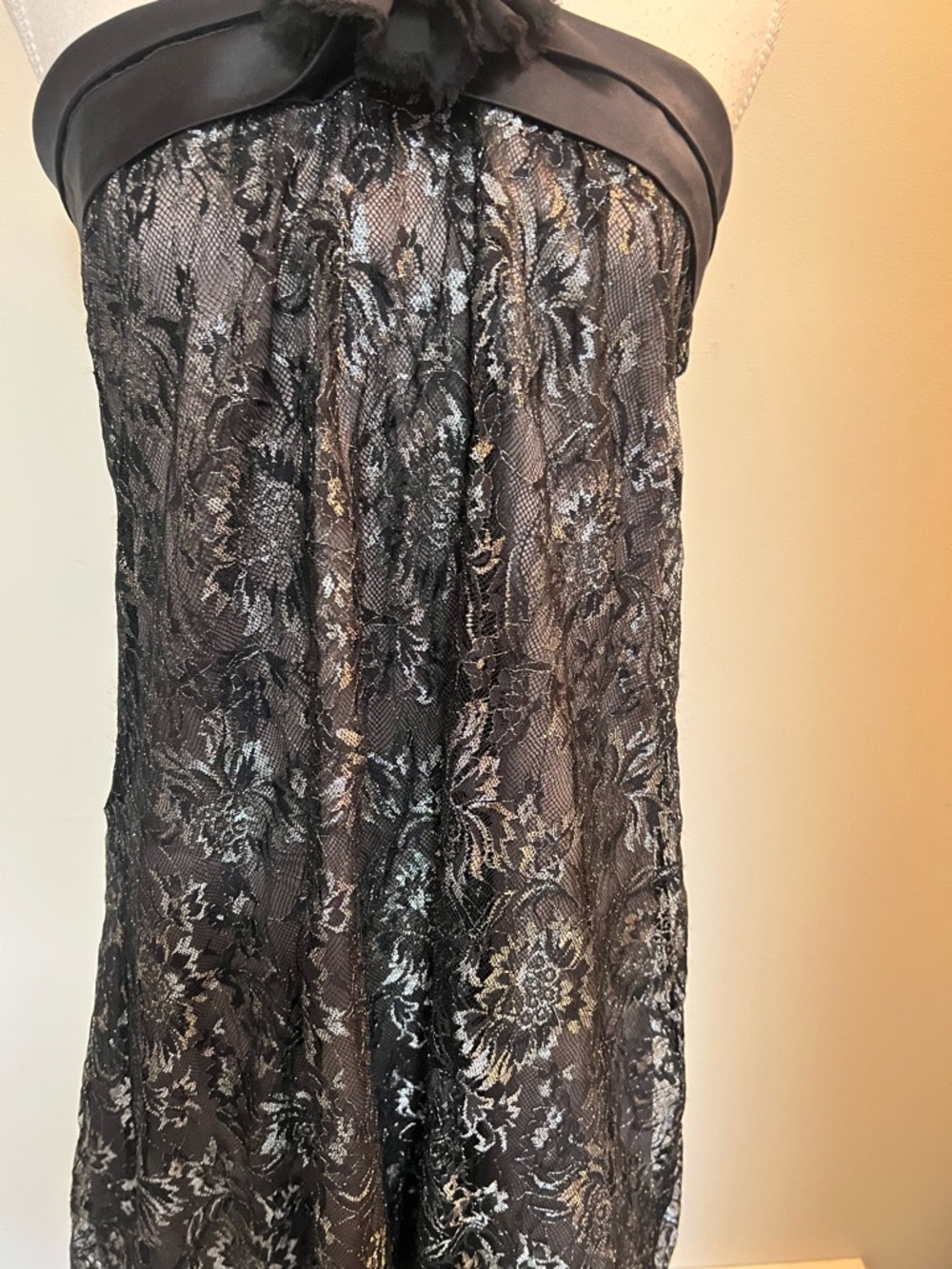 BCBG Paris Black Lace Halter Cocktail Dress size 2 - Picture 5 of 6
